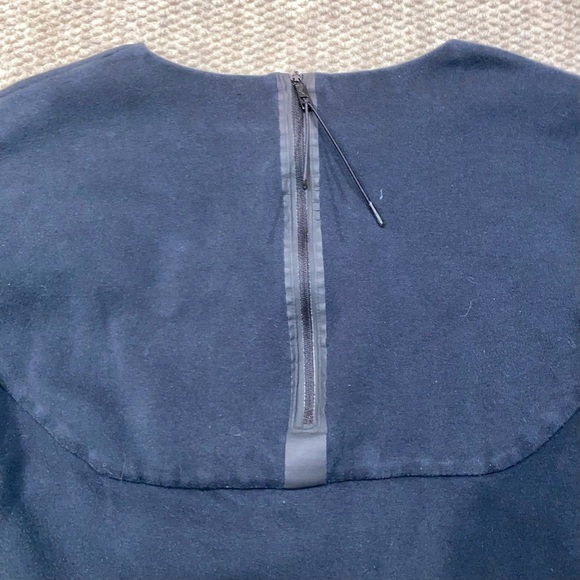 Nike Tech Fleece Pullover Crew Sweatshirt Black 685748-010 Women Small *Stains* - Picture 8 of 11